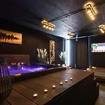 Luxury Taboo & In For 8 People With Heated Pool & Wellness Area *