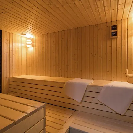 Villa Luxury Taboo & In For 8 People With Heated Pool & Wellness Area Medulin