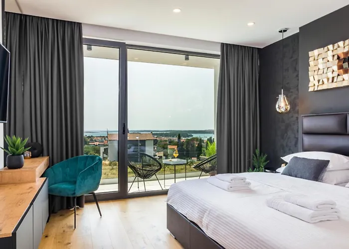 빌라 Luxury Taboo & In For 8 People With Heated Pool & Wellness Area