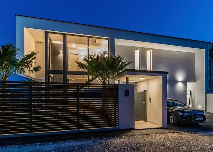 빌라 Luxury Taboo & In For 8 People With Heated Pool & Wellness Area *