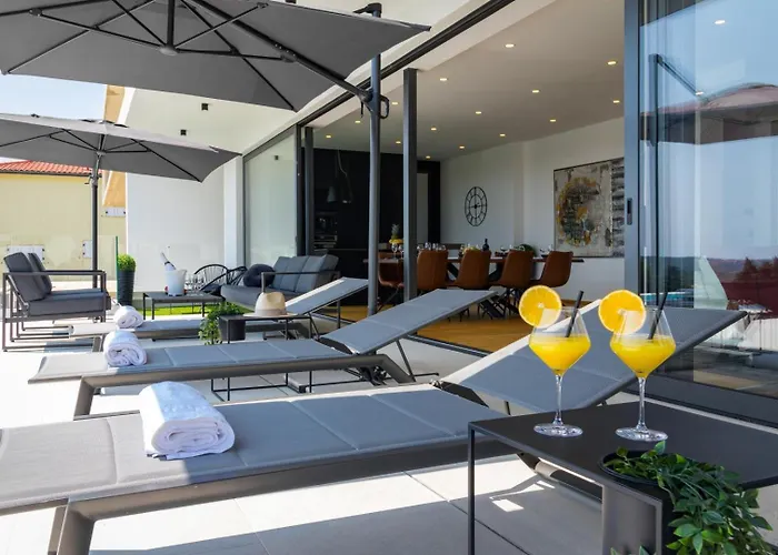 빌라 Luxury Taboo & In For 8 People With Heated Pool & Wellness Area *