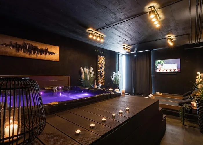 Luxury Taboo & In For 8 People With Heated Pool & Wellness Area *