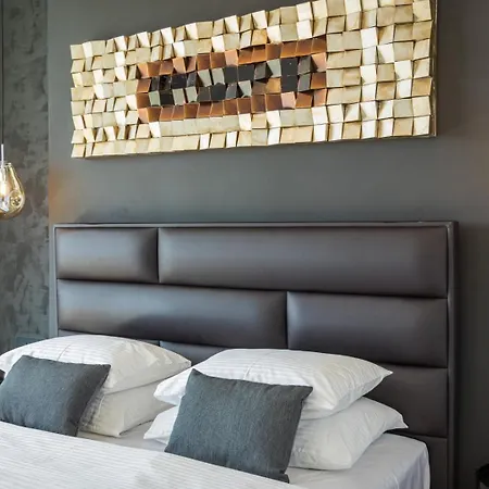 Luxury Taboo & In For 8 People With Heated Pool & Wellness Area Вилла *