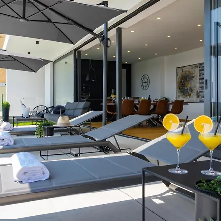 Villa Luxury Taboo & In For 8 People With Heated Pool- Wellness & Sea View *
