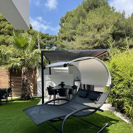 Luxury Taboo & In For 8 People With Heated Pool- Wellness & Sea View Villa *