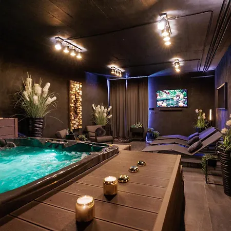 Villa Luxury Taboo & In For 8 People With Heated Pool & Wellness Area *