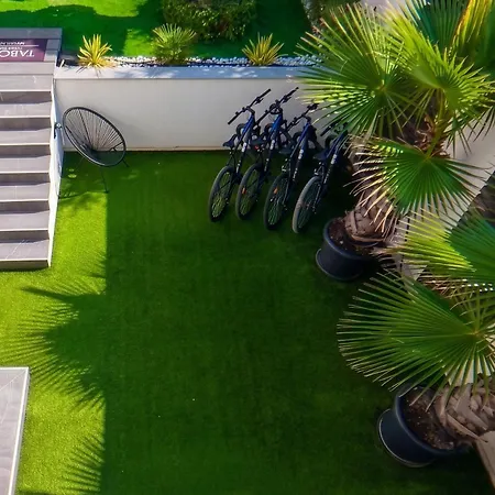 Villa Luxury Taboo & In For 8 People With Heated Pool & Wellness Area