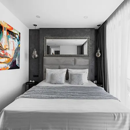 Luxury Taboo & In For 8 People With Heated Pool & Wellness Area Villa *