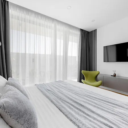 Luxury Taboo & In For 8 People With Heated Pool & Wellness Area Villa