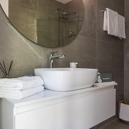 Luxury Taboo & In For 8 People With Heated Pool & Wellness Area Villa Medulin