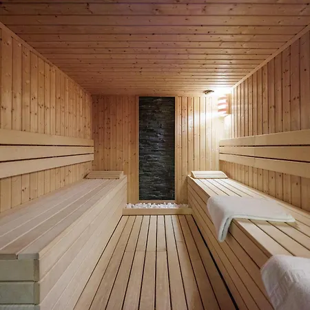 Luxury Taboo & In For 8 People With Heated Pool & Wellness Area