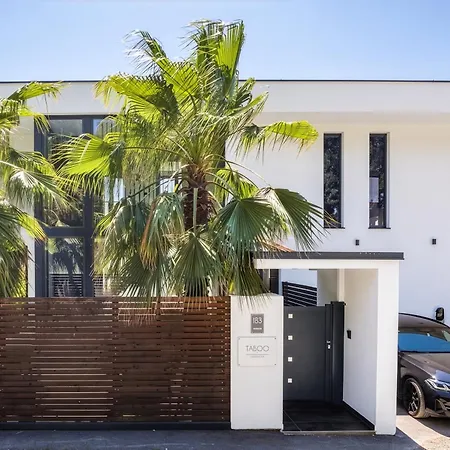 Villa Luxury Taboo & In For 8 People With Heated Pool & Wellness Area *